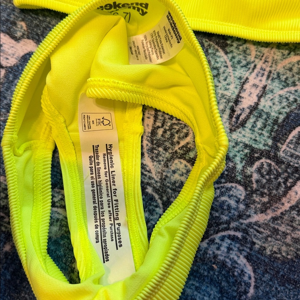 Neon Yellow Ribbed Two-Piece Bikini - Picture 4 of 4